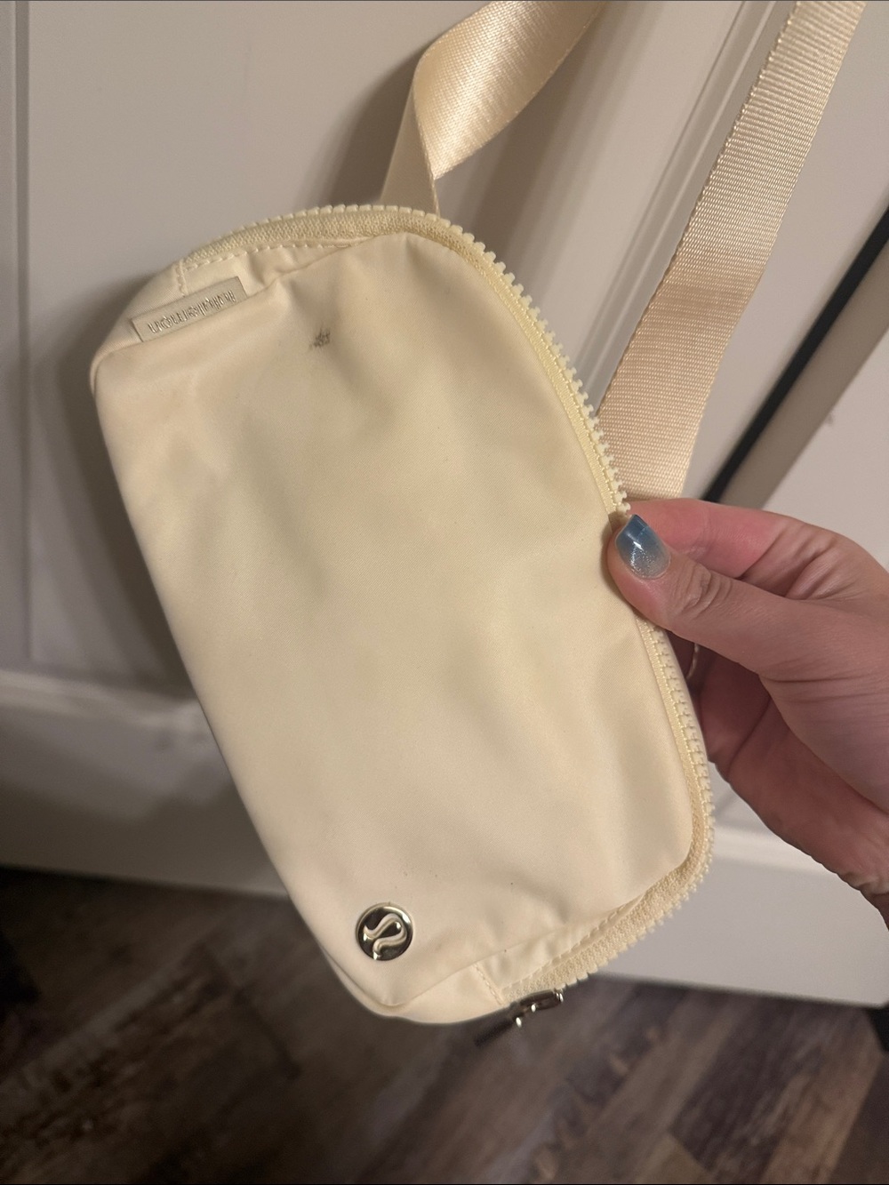 lululemon athletica Cream/Natural Crossbody Pouch